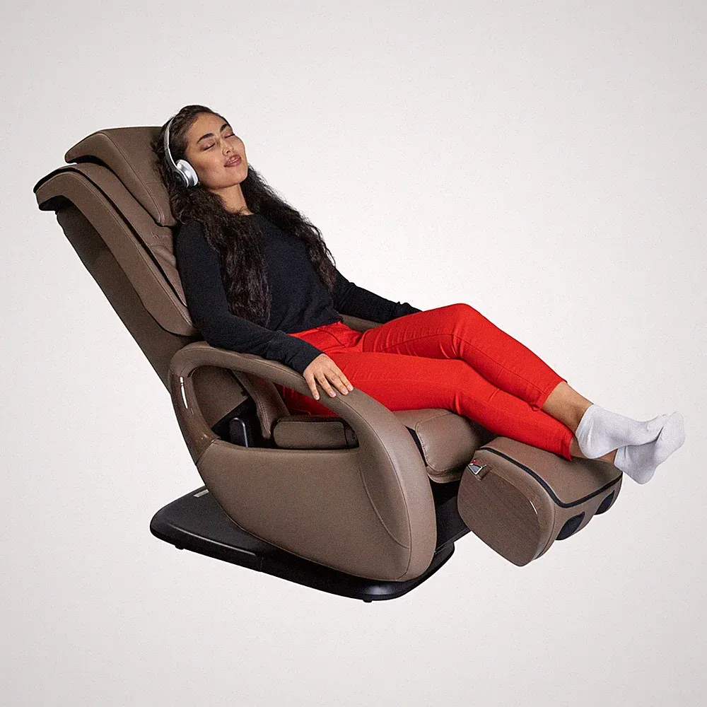Human Touch WholeBody 8.0 Sable Brown Electric Robotic Massage Chair Recliner