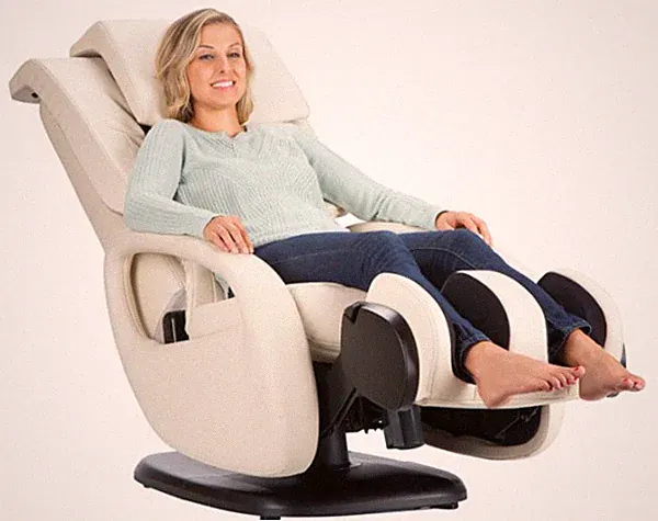 New Human Touch WholeBody 7.1 Bone Color Electric Robotic Massage Chair Recliner